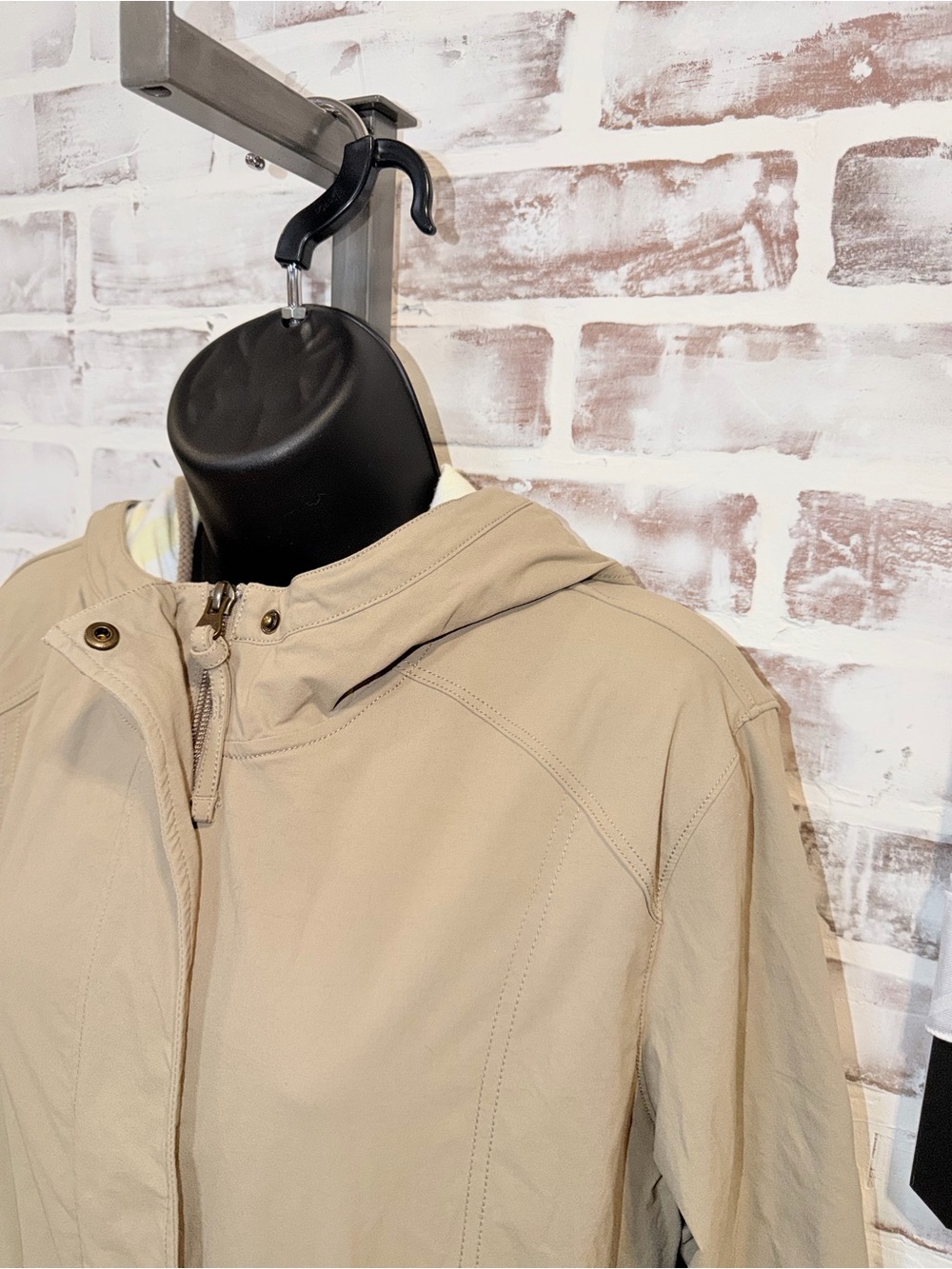 Lucy Athletic jacket Neutral Basic women’s large - Picture 4 of 8